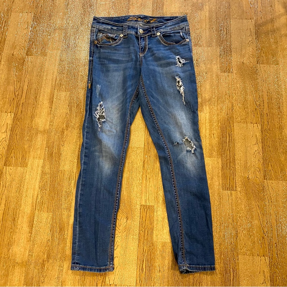 Seven7 Skinny Jeans Embroidered Womens Size 6 Medium Wash Distressed